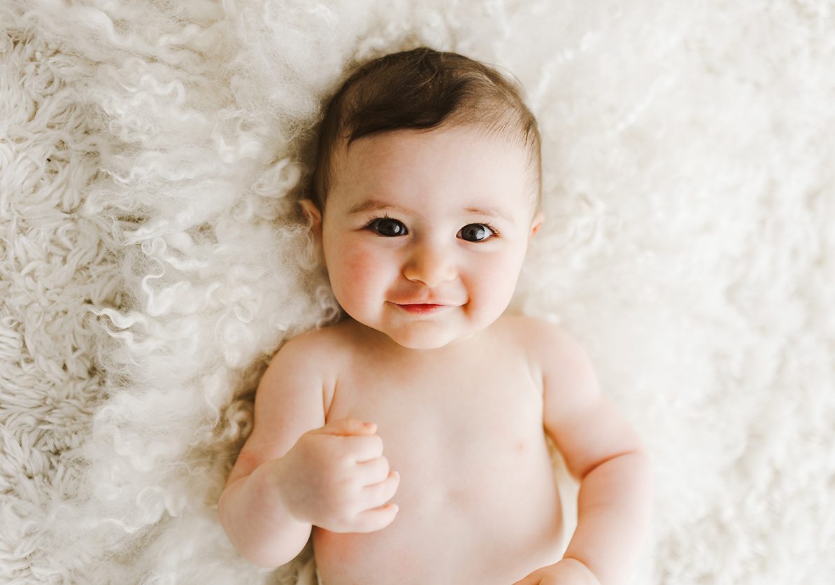 Fotografo per bambini piemonte Ritratto di un bambino durante un servizio fotografico